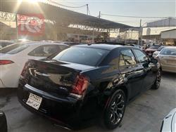 كرايسلر 300